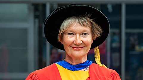 Dr Beate Schule