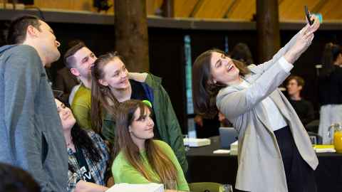 Green Party MP Chlöe Swarbrick demonstrates her Covid-19 Level 2 selfie technique.