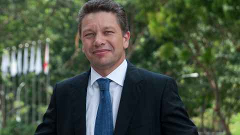 Andrew Grant in business attire.