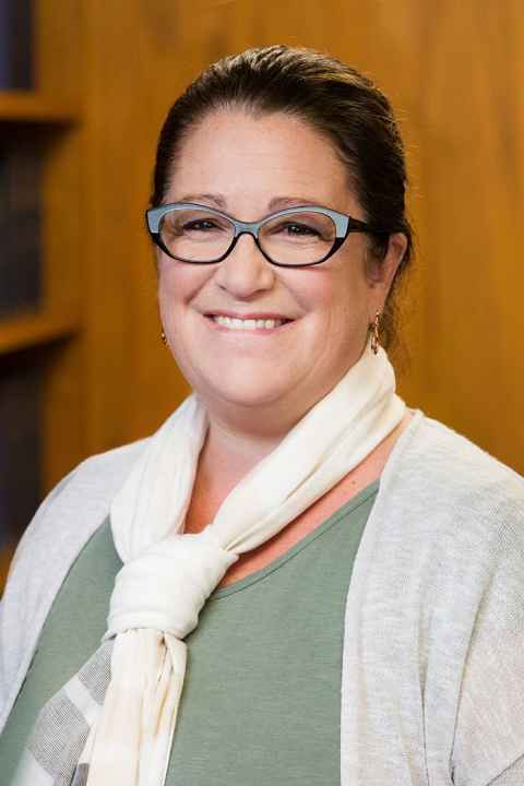  Associate professor Carrie Leonetti