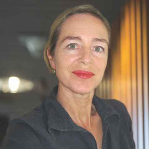 Professor Julia Tolmie