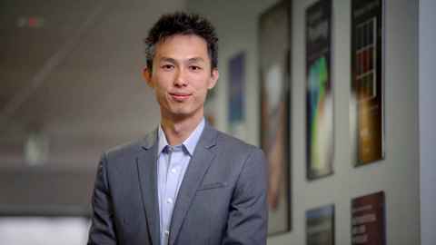 Associate Professor Peng Du, head and shoulders.
