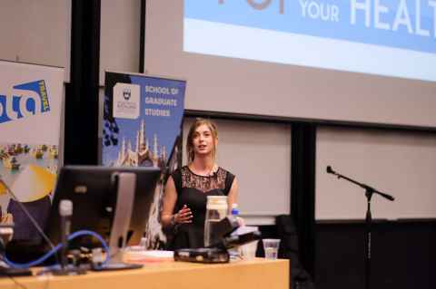 Kate Riegle van West presenting her 3MT speech