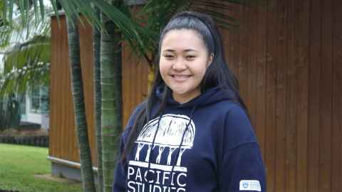 Sili Pita, pacific scholarship recipient